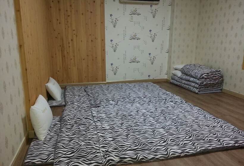 اتاق لوکس, Island Motel