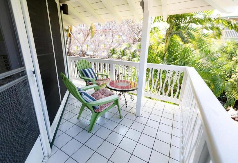 اتاق استاندارد, Big Island Retreat