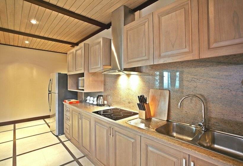 ویلا پریمیوم 3 خوابه, Ataman Luxury Villas