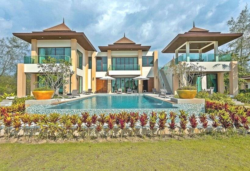 ویلا پریمیوم 3 خوابه, Ataman Luxury Villas