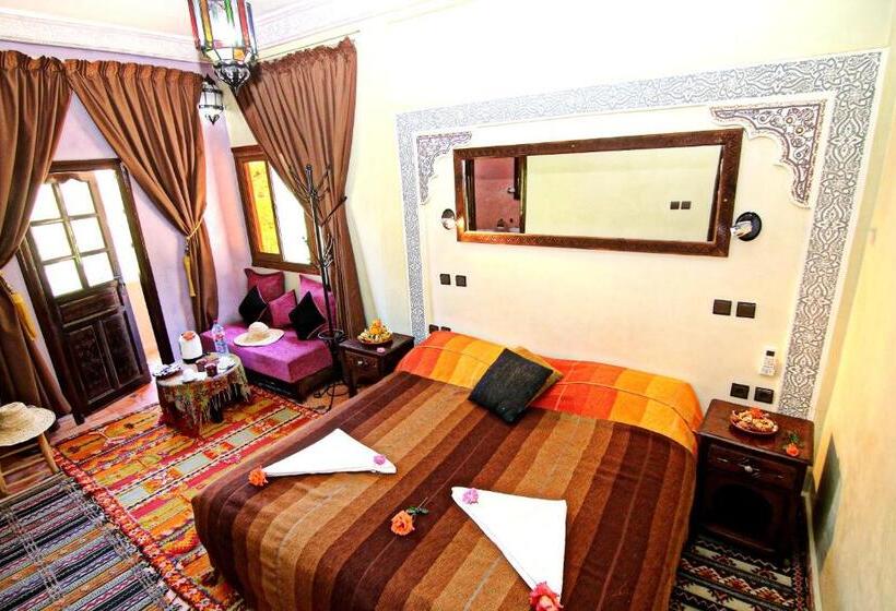 اتاق استاندارد با بالکن, Atlas Prestige
