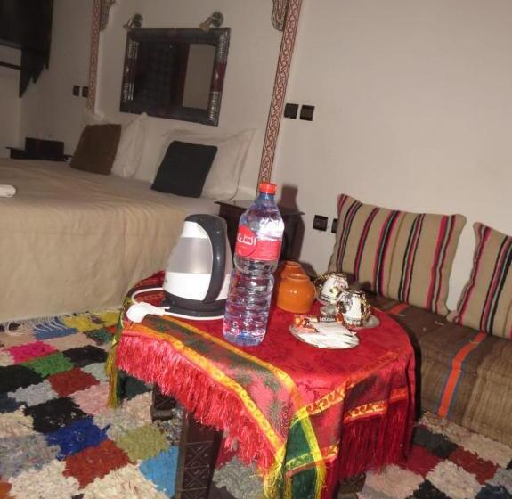 اتاق استاندارد با چشم‌انداز کوهستان, Atlas Prestige