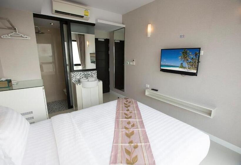 اتاق استاندارد, Serenotel Pattaya