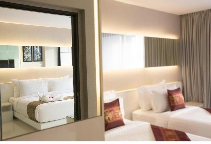 اتاق سوپریور خانوادگی, Serenotel Pattaya