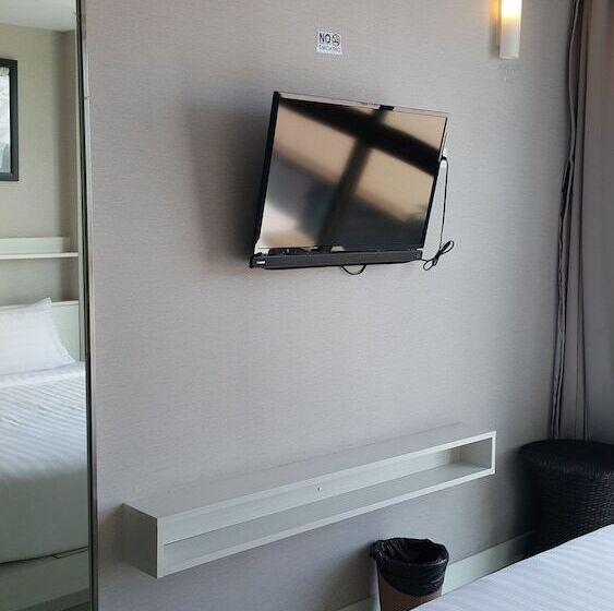 اتاق استاندارد, Serenotel Pattaya