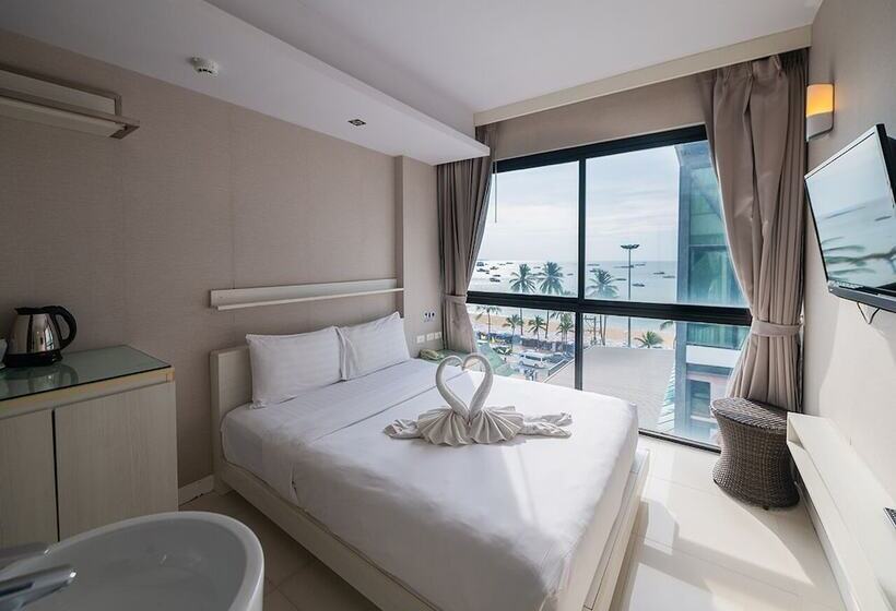 اتاق استاندارد با چشم‌انداز دریا, Serenotel Pattaya