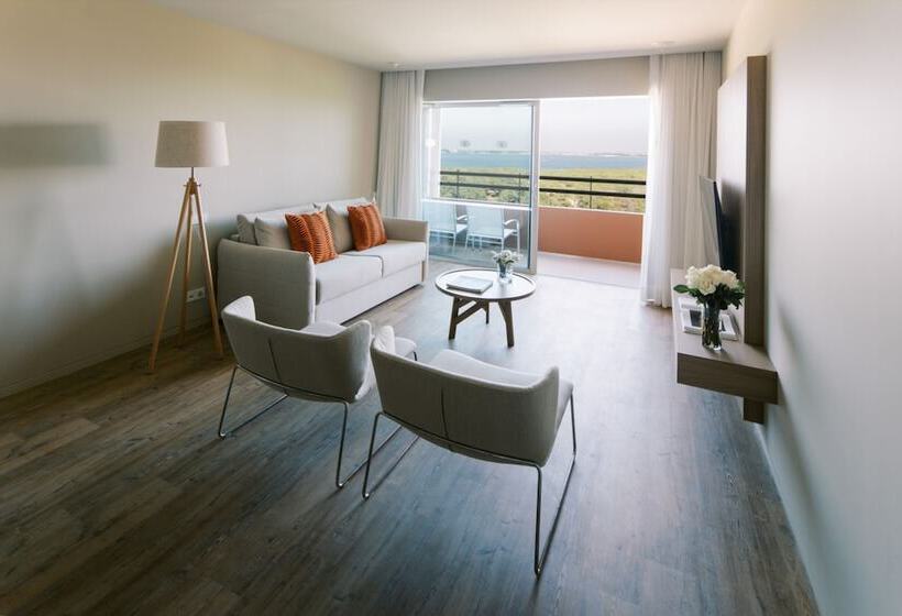 2 Schlafzimmer Premium Suite, The Editory By The Sea Troia