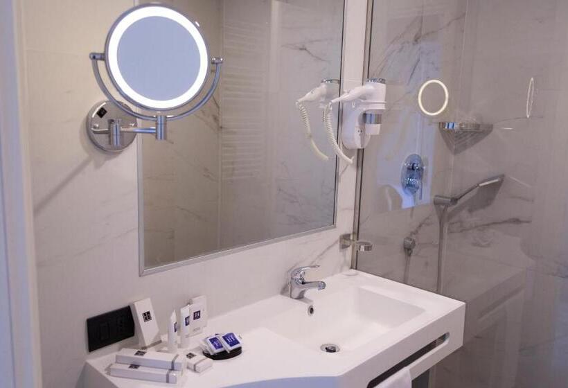 اتاق سوپریور سه تخته, Ih Hotels Milano St. John