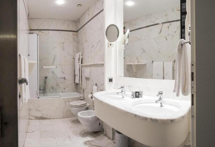 اتاق سوپریور, Milano