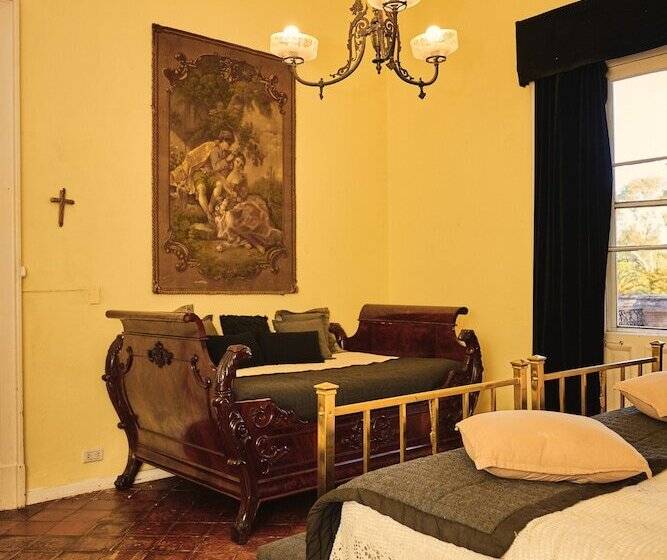 اتاق استاندارد چهار تخته, Palacio Santa Candida