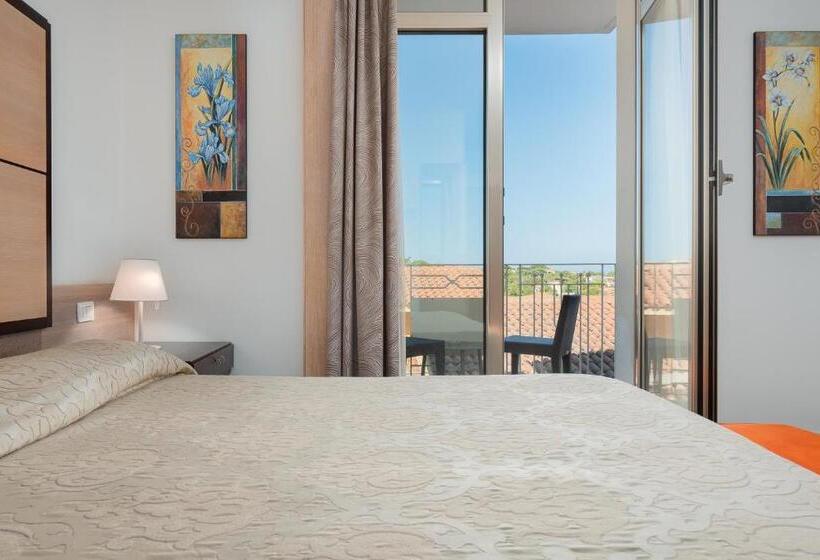 اتاق استاندارد, The Pelican Beach Resort & Spa  Adults Only