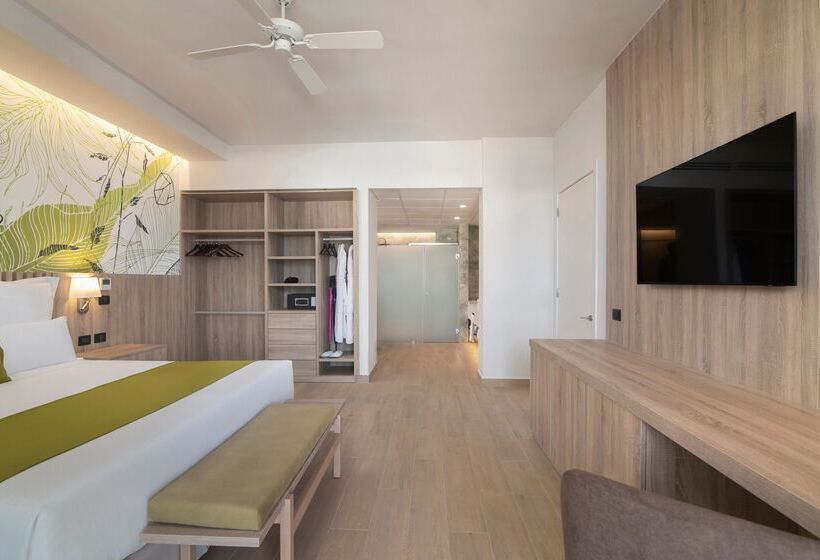 سوئیت مستر, Serenade All Suites - Adults Only Resort