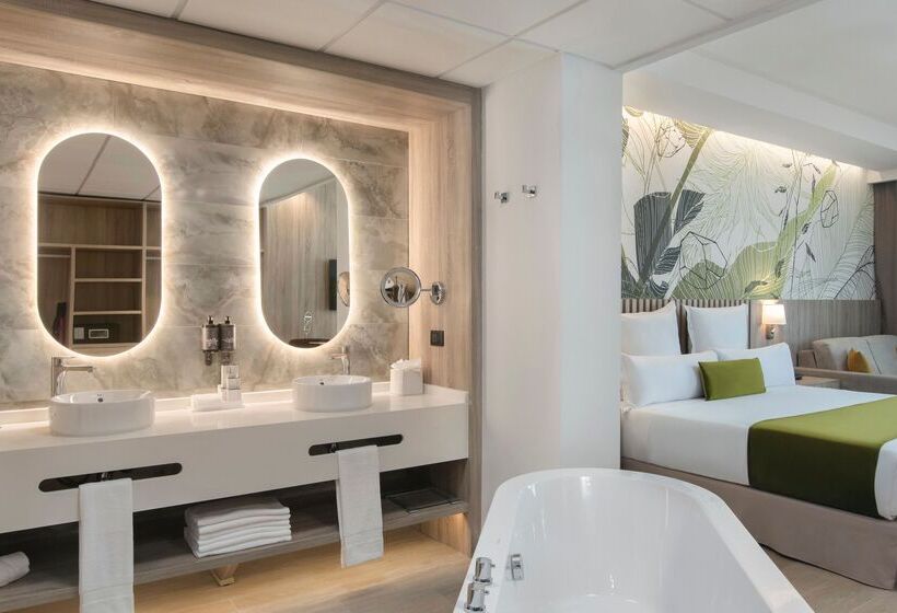 سوئیت جونیور با چشم‌انداز باغ, Serenade All Suites - Adults Only Resort