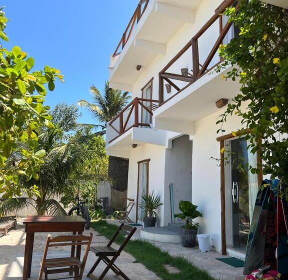 اتاق استاندارد سه تخته با بالکن, Vila Kitemania