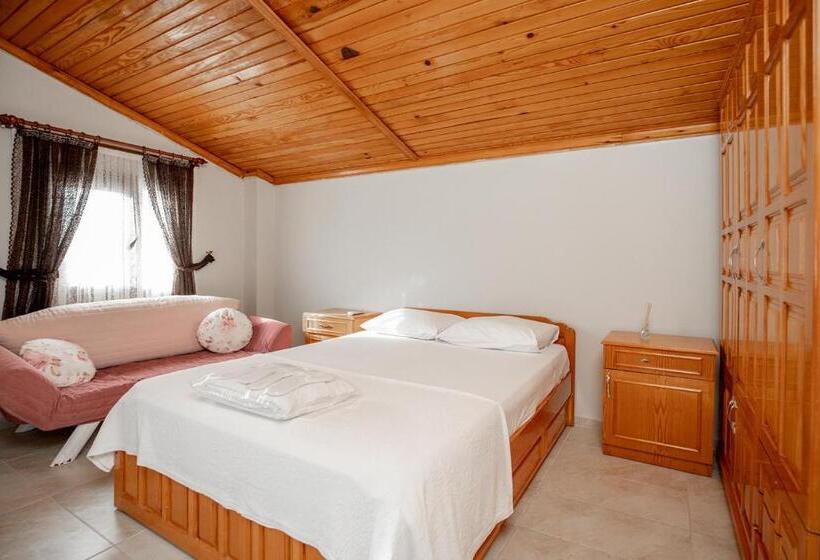 Triple Room Sea View, çuhadar Ahşap Evleri̇