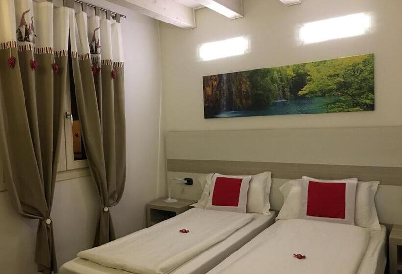 اتاق استاندارد یک نفره, B&b Nuova Ostiglia