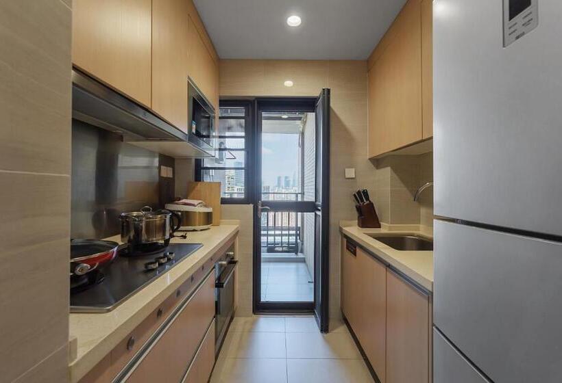 استودیوی استاندارد, Cm Serviced Apartment