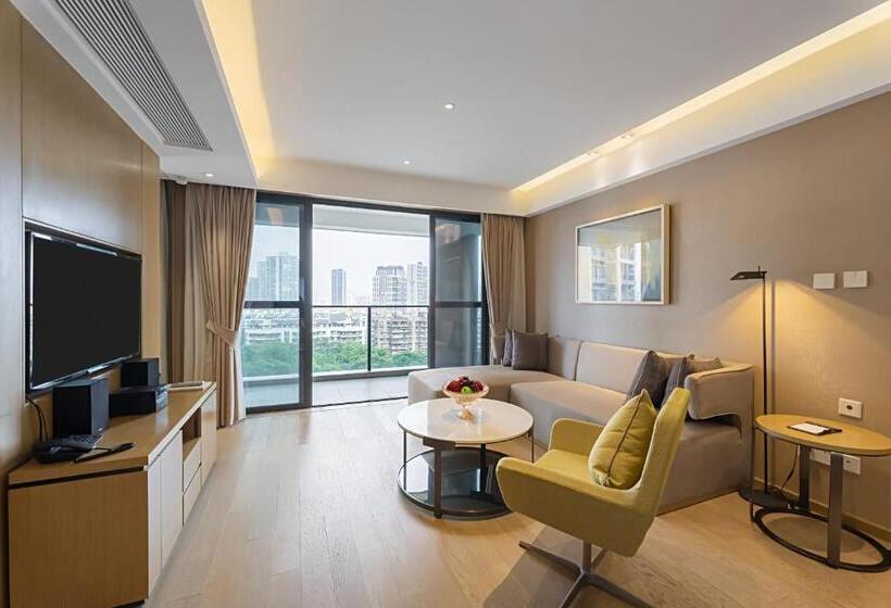 آپارتمان 3 خوابه, Cm Serviced Apartment