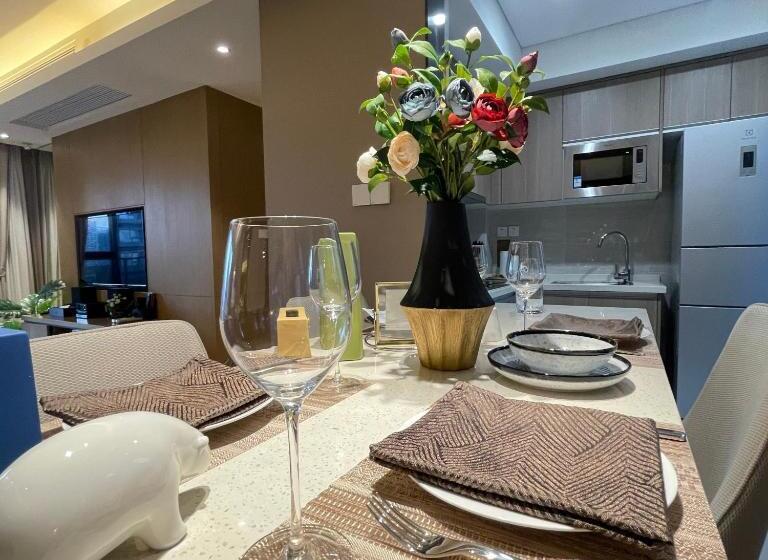 آپارتمان 3 خوابه, Cm Serviced Apartment
