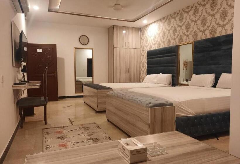 اتاق لوکس با تخت بزرگ, Grand Swiss Hotel&apartment Lahore