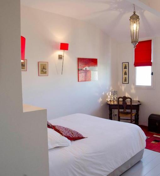 اتاق لوکس, La Ferrade Chambres D Hôtes B&b