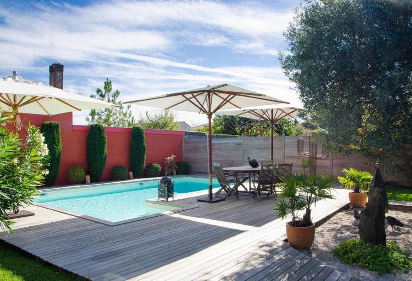 اتاق لوکس, La Ferrade Chambres D Hôtes B&b
