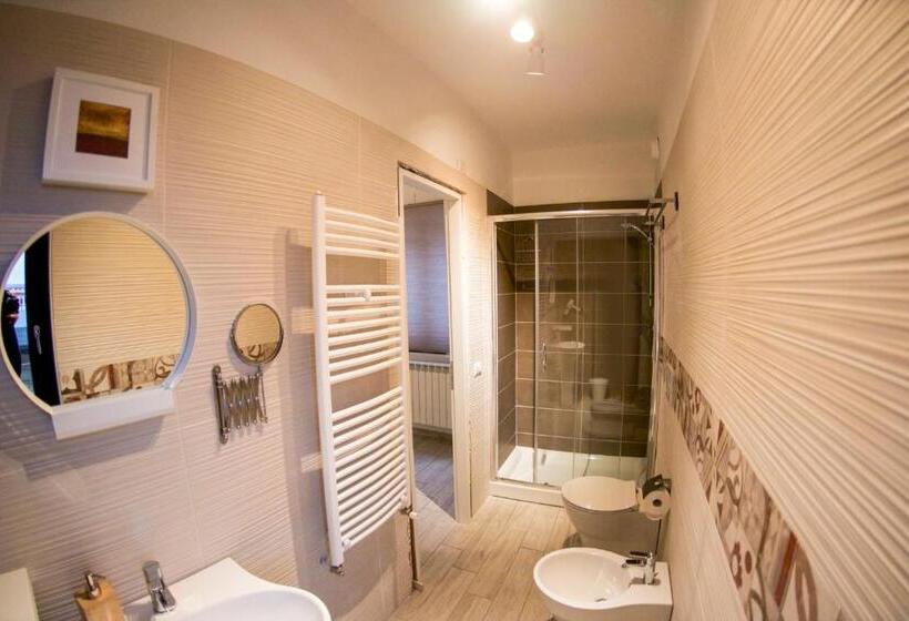 اتاق استاندارد سه نفره, Lenotti Bed And Breakfast