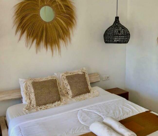 اتاق لوکس, Puja Uluwatu Village