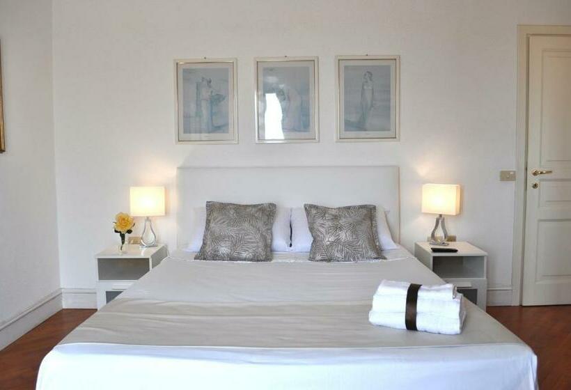 اتاق استاندارد با تخت بزرگ, Villa Luce B&b