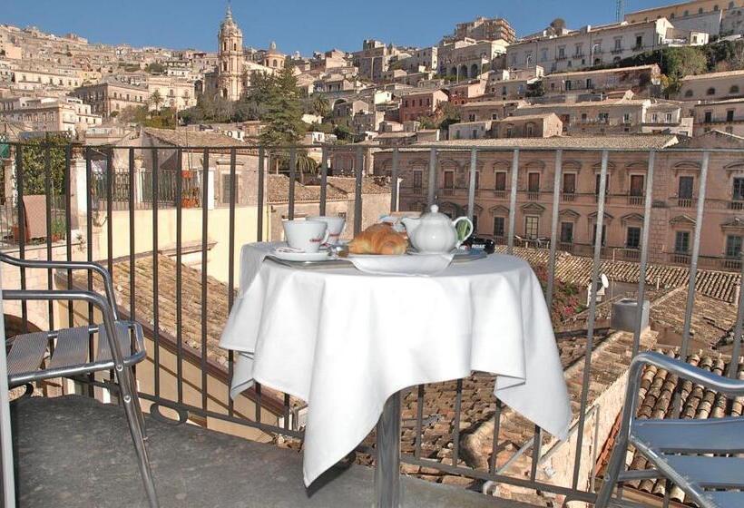 اتاق استاندارد با چشم‌انداز شهر, Relais Modica