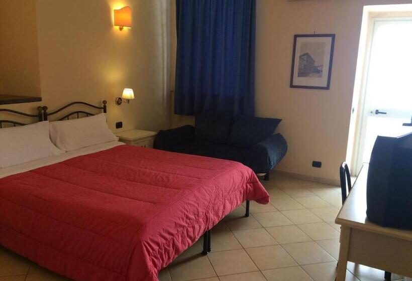 اتاق اکونومی, Relais Modica