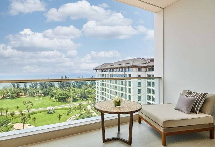 اتاق دلوکس مخصوص معلولین, The Mermoon Resort Hainan Tufu Bay, Tapestry By Hilton