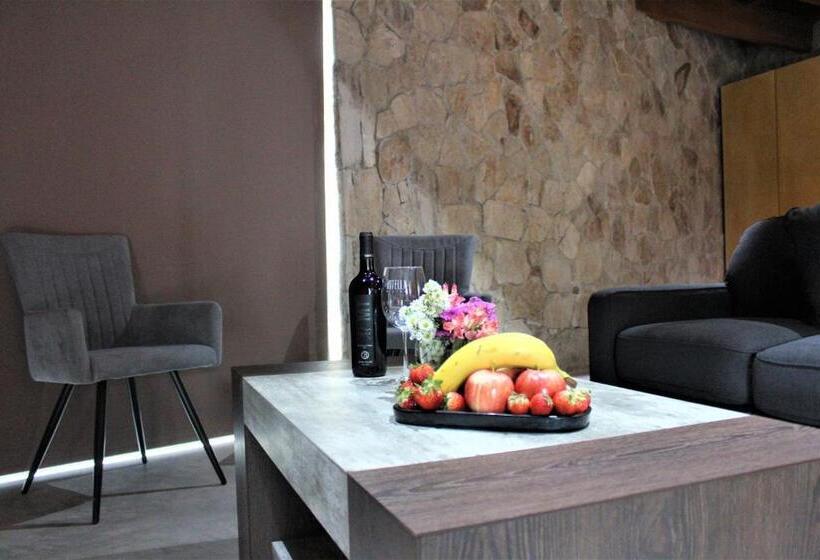 Deluxe Suite King Bed, Parra Del Valle Hotel Boutique