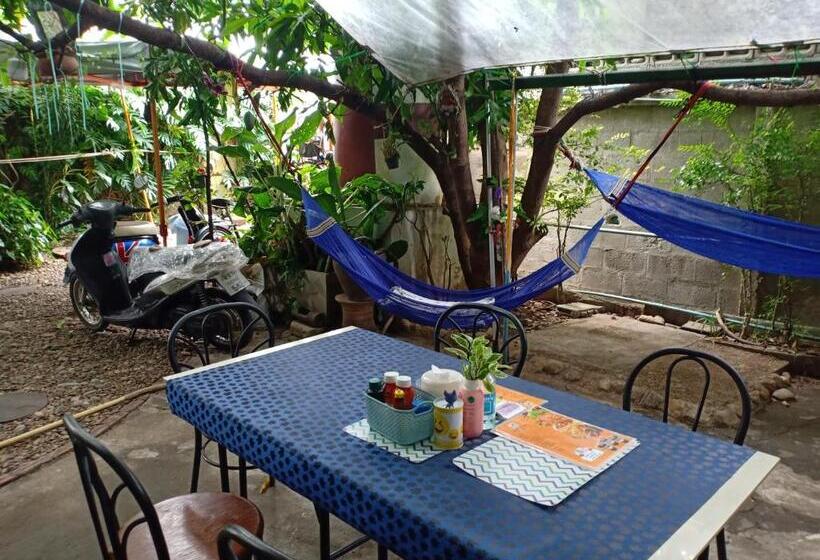 اتاق خانوادگی, Baanchaokoh Homestay
