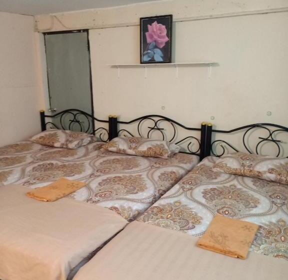 اتاق خانوادگی, Baanchaokoh Homestay