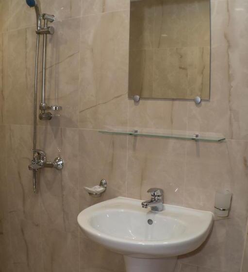آپارتمان 2 خوابه, Chrystal Guest House