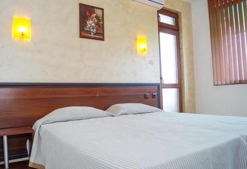 آپارتمان 2 خوابه, Chrystal Guest House