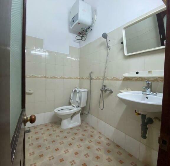 اتاق استاندارد با تخت بزرگ, Morri Homestay   Quán Thánh