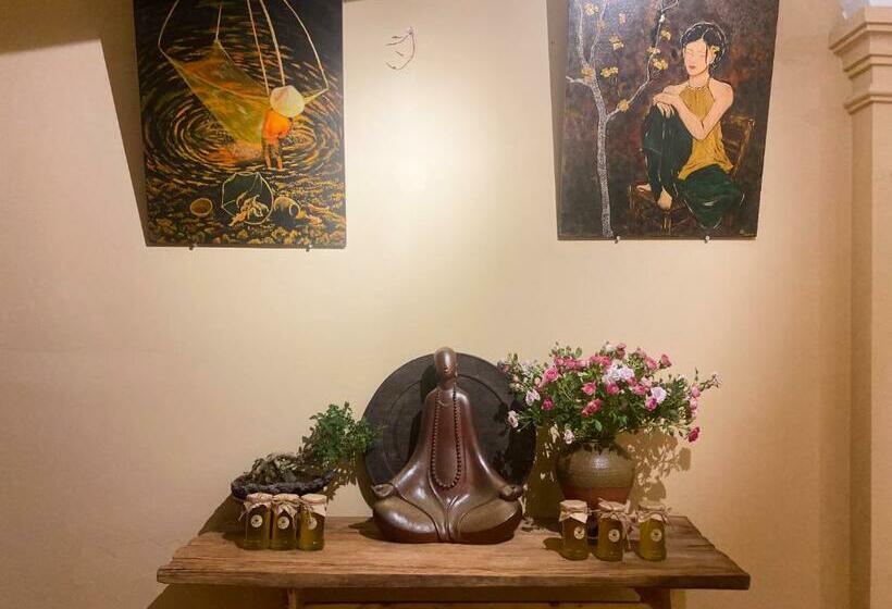 اتاق استاندارد با بالکن, Morri Homestay   Quán Thánh