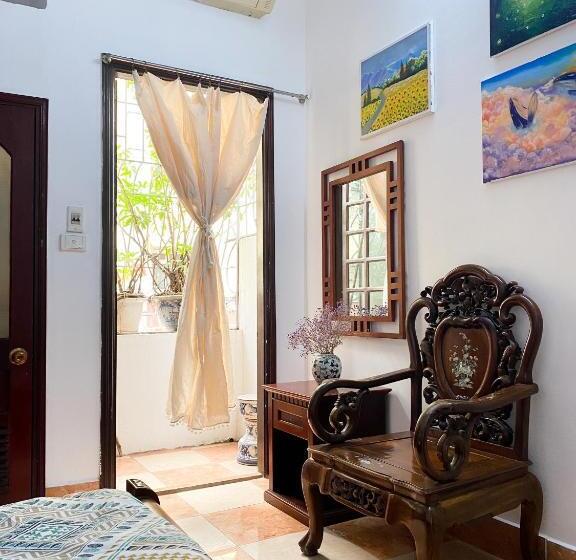 اتاق استاندارد با بالکن, Morri Homestay   Quán Thánh