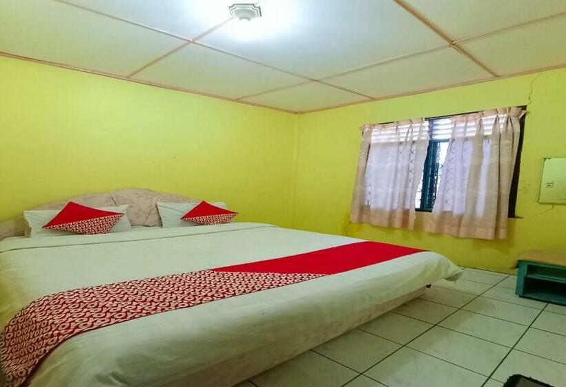 اتاق استاندارد, Oyo 92503 Penginapan & Villa Sirait