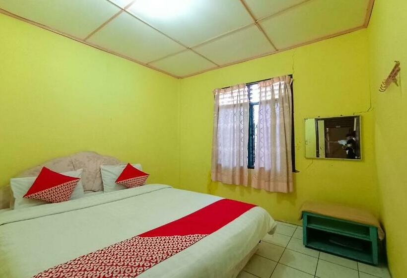 اتاق استاندارد, Oyo 92503 Penginapan & Villa Sirait