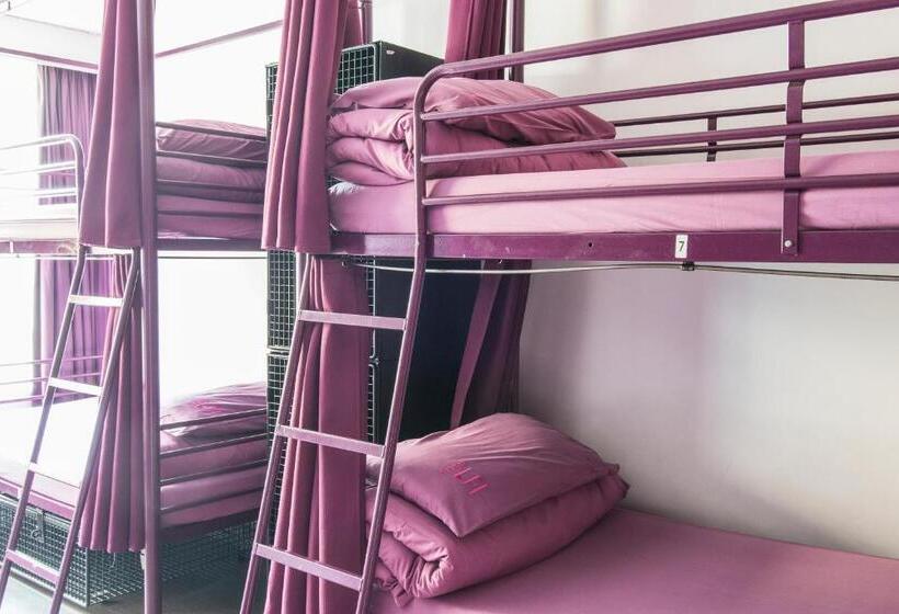سرير فى غرفة مشتركه, Safestay London Elephant & Castle