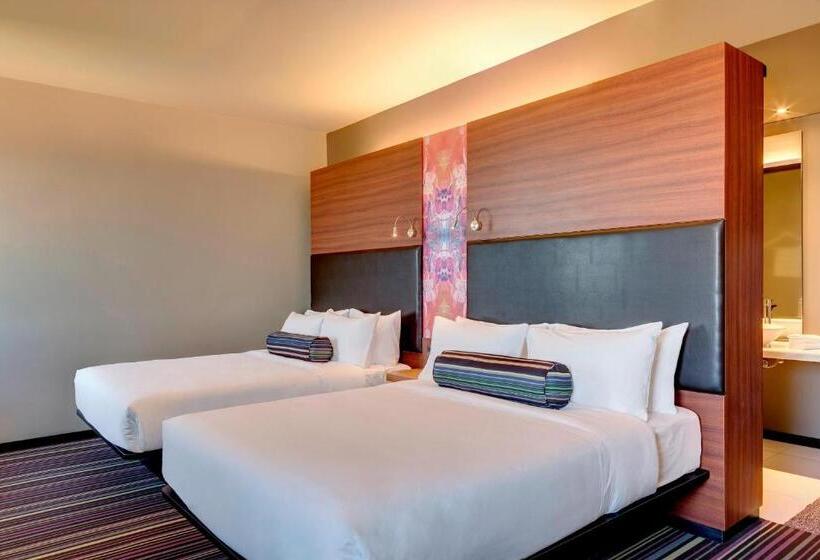 Quarto Standard Cama King, Aloft Asuncion