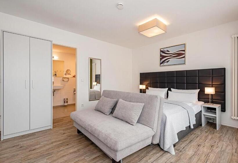 استودیو کامفورت, Apartments Rosenthal Residence