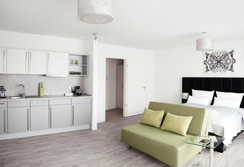 استودیوی استاندارد, Apartments Rosenthal Residence