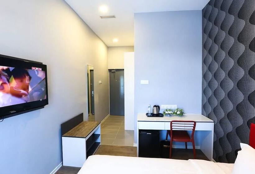 اتاق لوکس با تخت بزرگ, Cenang Plaza Beach