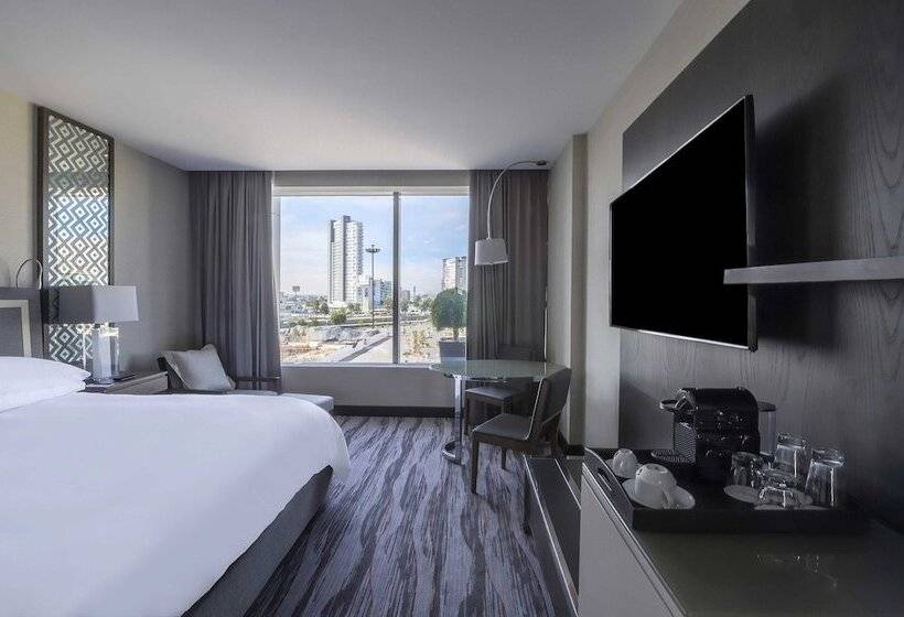 Club Room King Bed, Grand Fiesta Americana Puebla Angelópolis