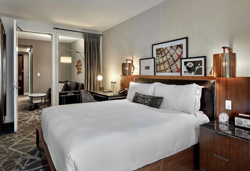 سوئیت برای معلولان, Londonhouse Chicago Curio Collection By Hilton