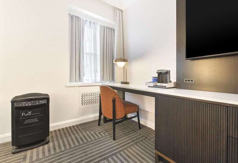 اتاق استاندارد با تخت بزرگ, Londonhouse Chicago Curio Collection By Hilton